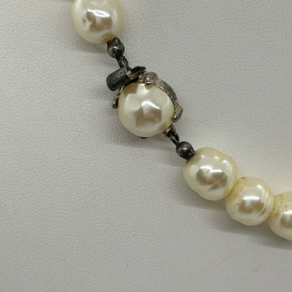 Vintage Faux Baroque Pearl Choker Necklace 15" With Box Clasp Elegant - Picture 7 of 16